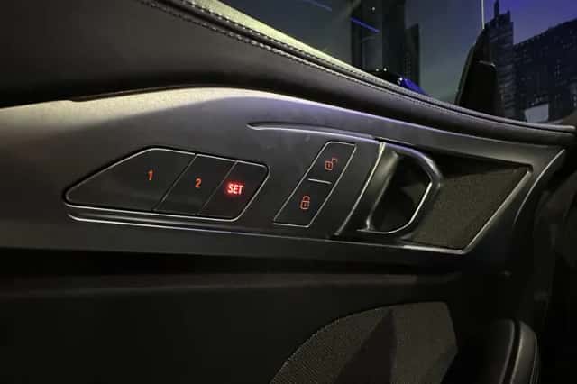 BMW 8-Serie (2021) thumbnail 26