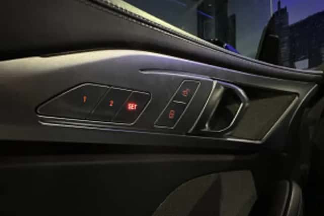 BMW 8-Serie (2021) thumbnail 63