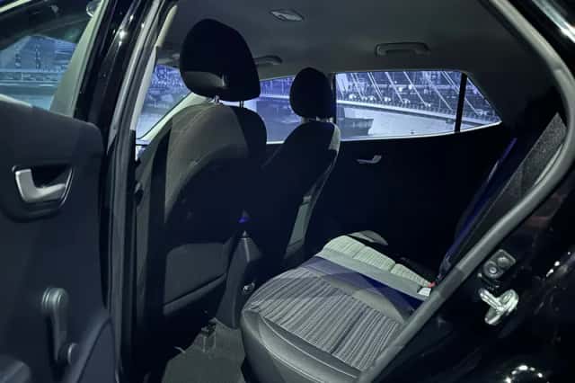 Kia Stonic (2022) thumbnail 21