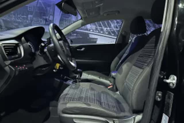 Kia Stonic (2022) thumbnail 43