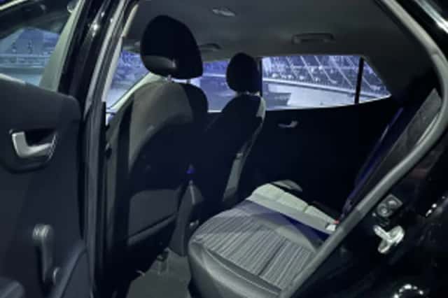 Kia Stonic (2022) thumbnail 48