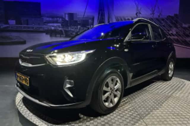 Kia Stonic (2022) thumbnail 53
