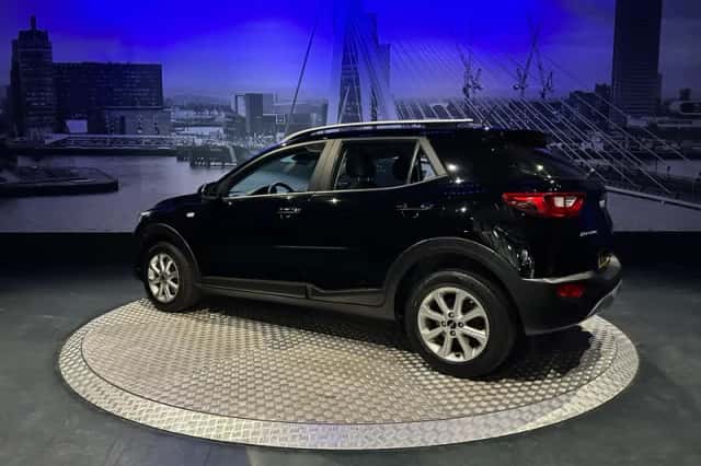 Kia Stonic (2022) thumbnail 9