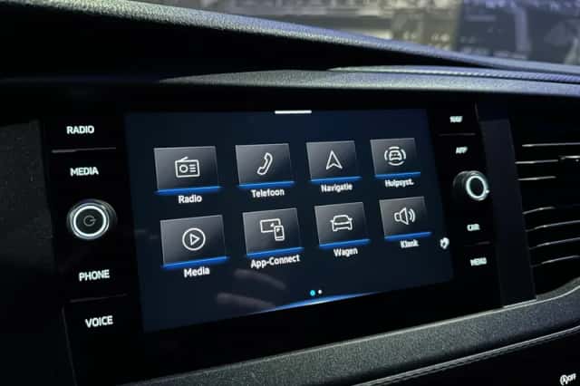 Volkswagen Transporter (2024) thumbnail 17