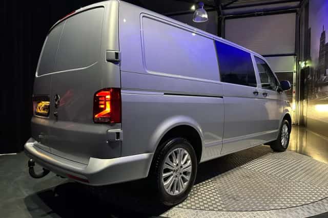 Volkswagen Transporter (2024) thumbnail 24