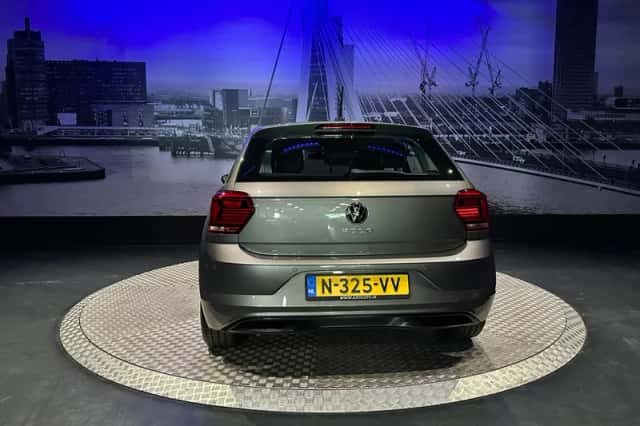 Volkswagen Polo (2021) thumbnail 11