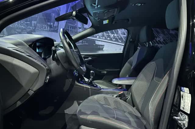 Ford Focus (2018) thumbnail 16