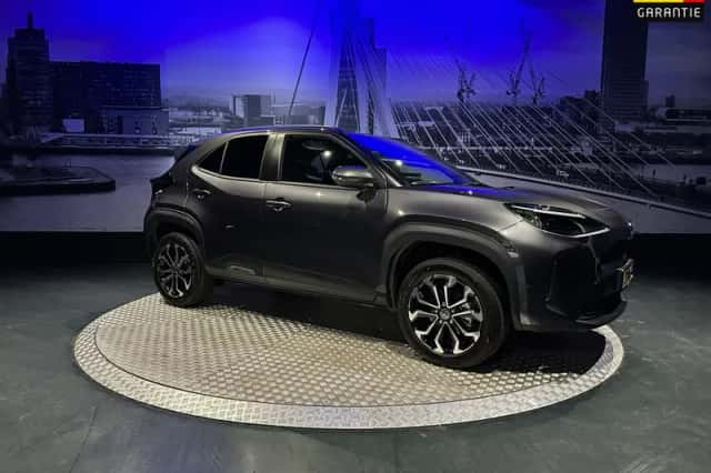 Toyota Yaris Cross (2026) thumbnail 1