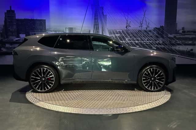 BMW iX3 (2026) thumbnail 3