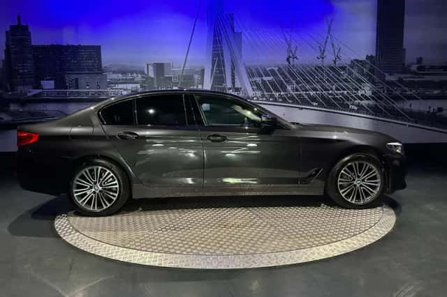 BMW 5-Serie (2019) thumbnail 2
