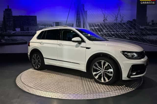 Volkswagen Tiguan (2019) thumbnail 1