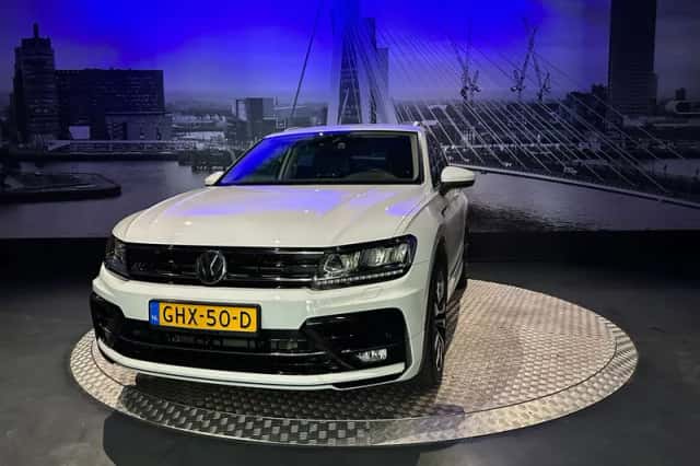 Volkswagen Tiguan (2019) thumbnail 6