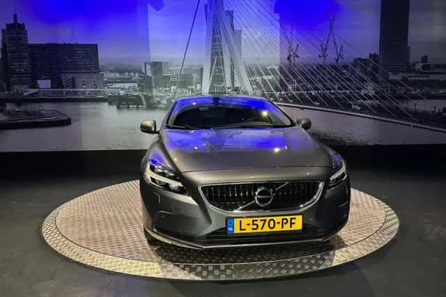 Volvo V40 (2017) thumbnail 5