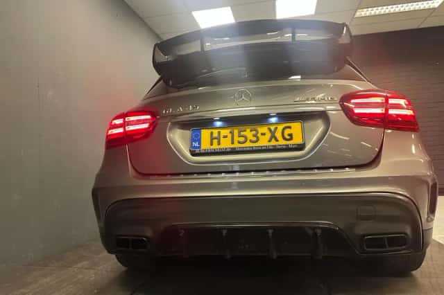 Mercedes-Benz GLA (2017) thumbnail 4