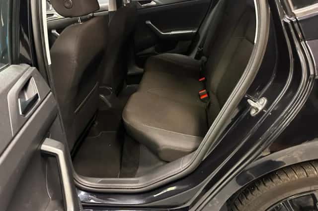 Volkswagen Polo (2018) thumbnail 6