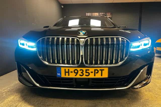 BMW 7-Serie (2020) thumbnail 2