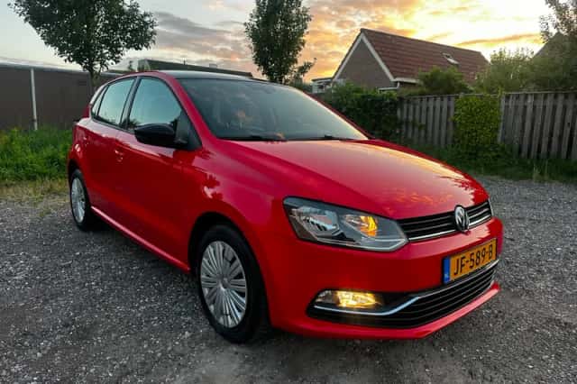 Volkswagen Polo (2016) thumbnail 6