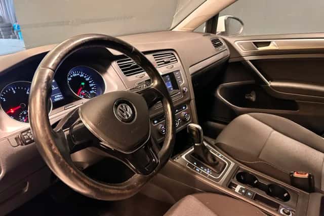 Volkswagen Golf (2014) thumbnail 5