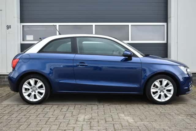 Audi A1 (2011) thumbnail 6