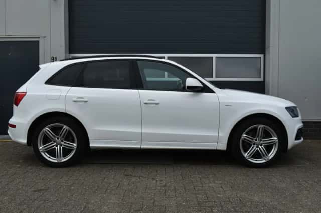 Audi Q5 (2012) thumbnail 6