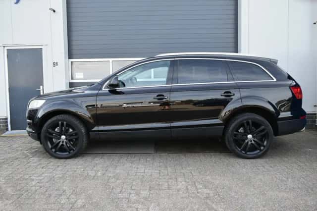 Audi Q7 (2007) thumbnail 2