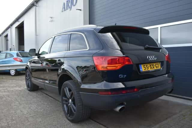Audi Q7 (2007) thumbnail 3