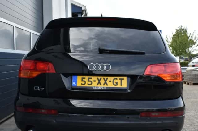 Audi Q7 (2007) thumbnail 4