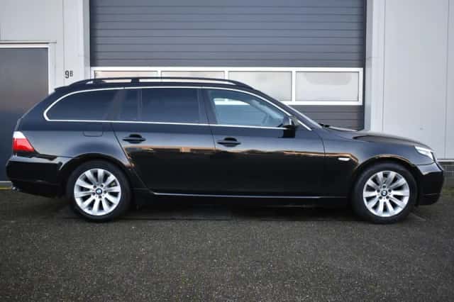 BMW 5-Serie (2009) thumbnail 6