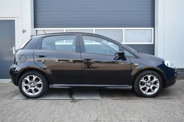Fiat Punto (2014) thumbnail 6