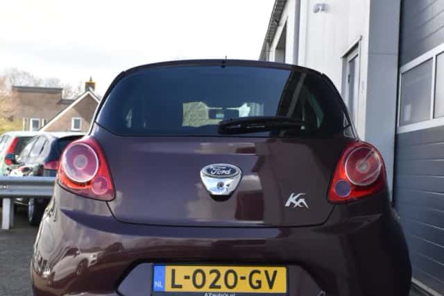 Ford Ka (2010) thumbnail 4