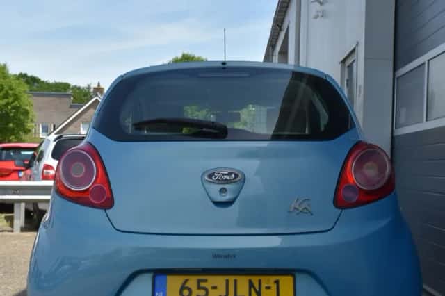 Ford Ka (2009) thumbnail 4