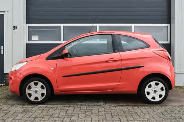 Ford Ka (2010) thumbnail 2