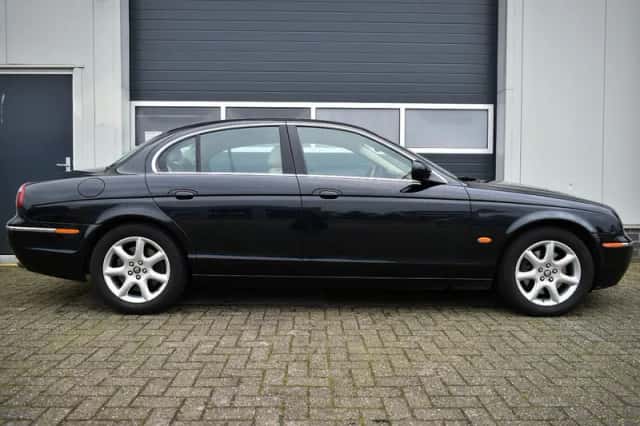 Jaguar S-Type (2006) thumbnail 6