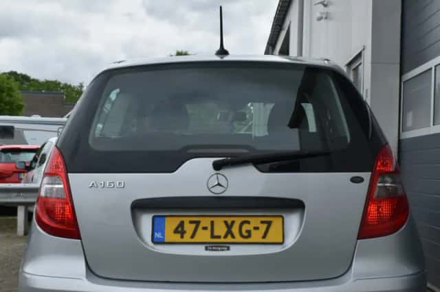 Mercedes-Benz A-Klasse (2010) thumbnail 4