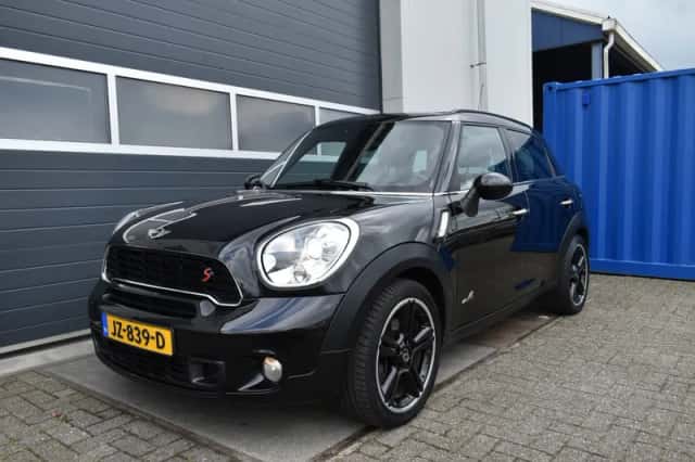 MINI Countryman (2011) thumbnail 1
