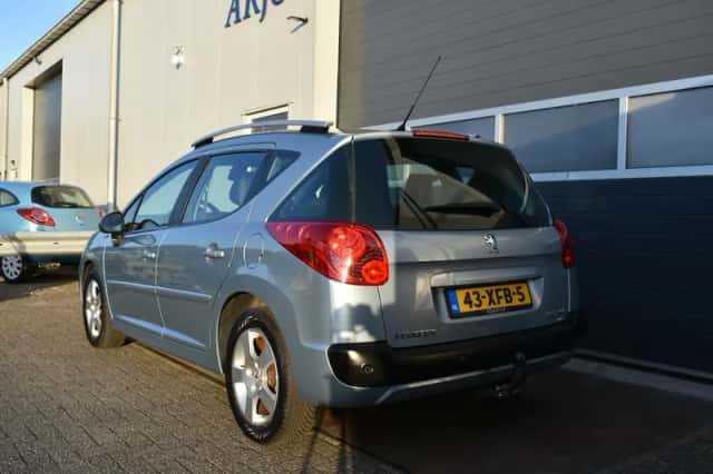 Peugeot 207 (2012) thumbnail 3
