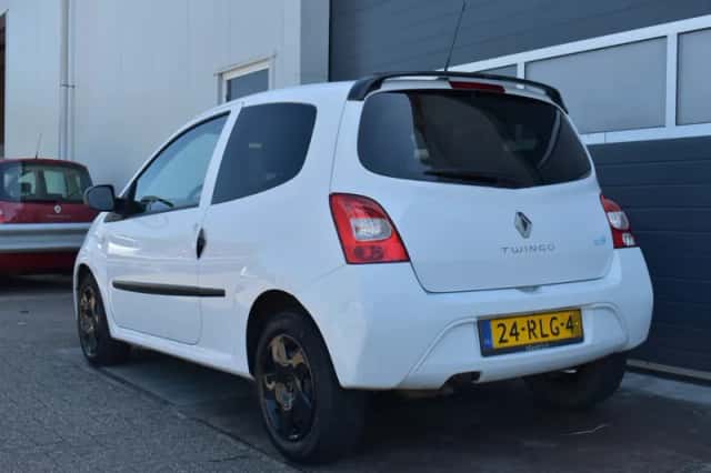 Renault Twingo (2011) thumbnail 3