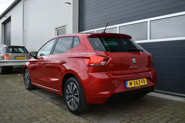 SEAT Ibiza (2021) thumbnail 3