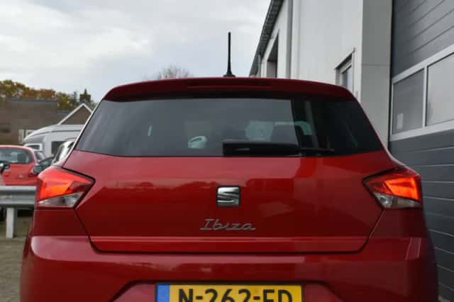 SEAT Ibiza (2021) thumbnail 4