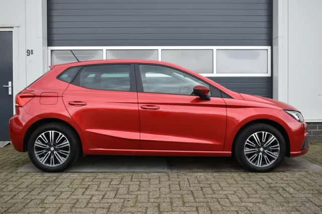 SEAT Ibiza (2021) thumbnail 6