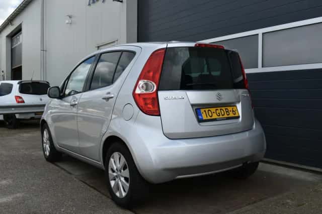 Suzuki Splash (2008) thumbnail 3