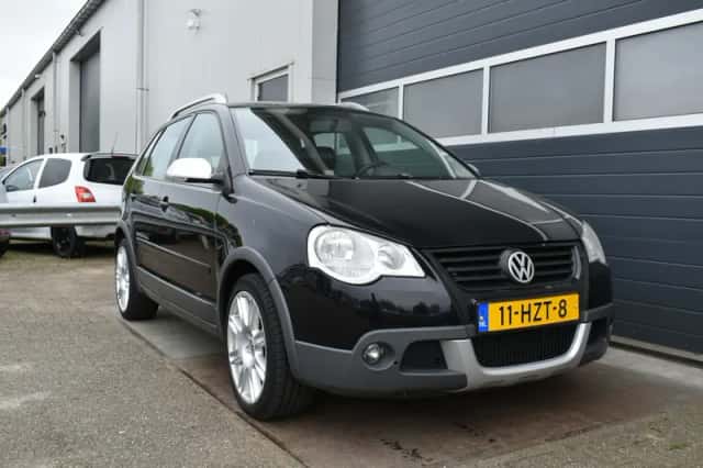 Volkswagen Polo (2009) thumbnail 6