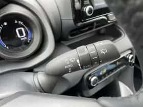 Toyota Yaris (2024) thumbnail 14
