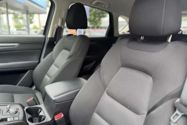 Mazda CX-5 (2023) thumbnail 6
