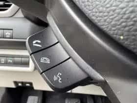 Suzuki Swift (2025) thumbnail 12