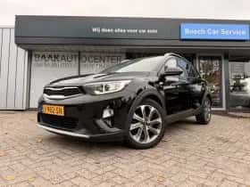 Kia Stonic (2020) thumbnail 2