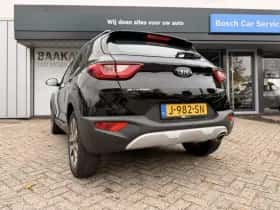 Kia Stonic (2020) thumbnail 5
