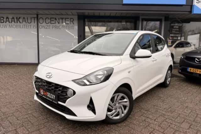 Hyundai i10 (2022) thumbnail 1