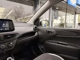 Hyundai i10 (2022) thumbnail 24