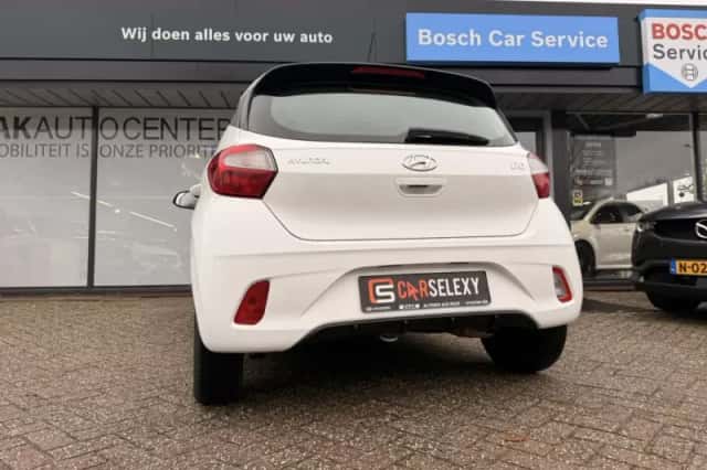 Hyundai i10 (2022) thumbnail 5